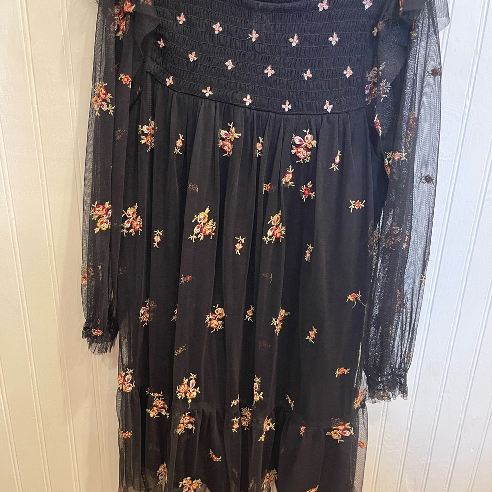 Zara size 7 smocked dress